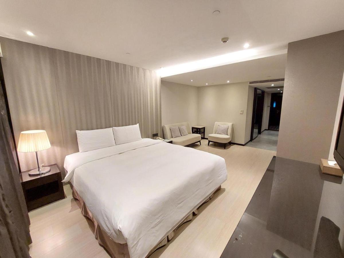 Talmud Hotel Kaohsiung Loveriver Dış mekan fotoğraf