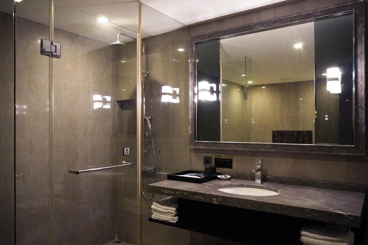Talmud Hotel Kaohsiung Loveriver Dış mekan fotoğraf